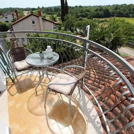 Apartment Ines