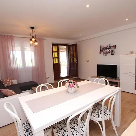 Apartment Ines