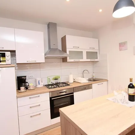 Ines Apartmán Kanfanar