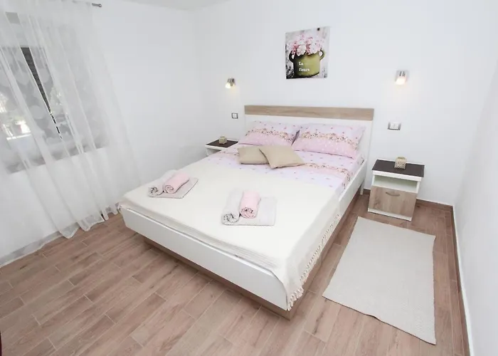 Ines Appartement *